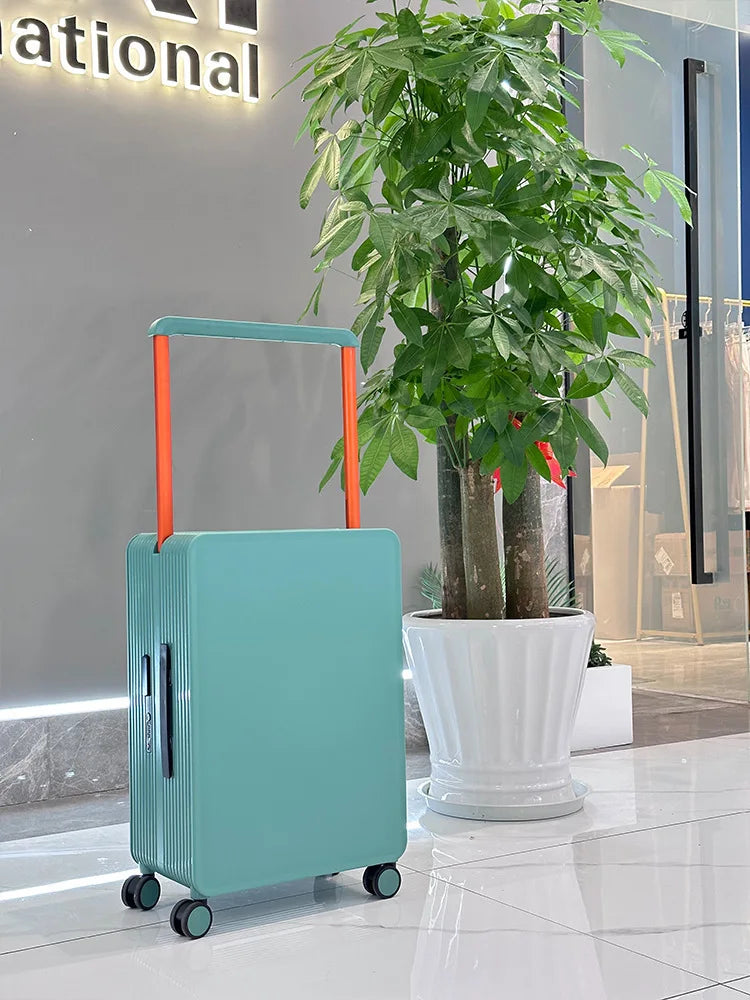 Wide pull suitcase, women&