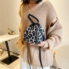 Fashion Women‘S Messenger Bag Creative Coin Purse Pu Leather Bag Trend Print Dumpling Shape Wallet Gift Shoulder Bags